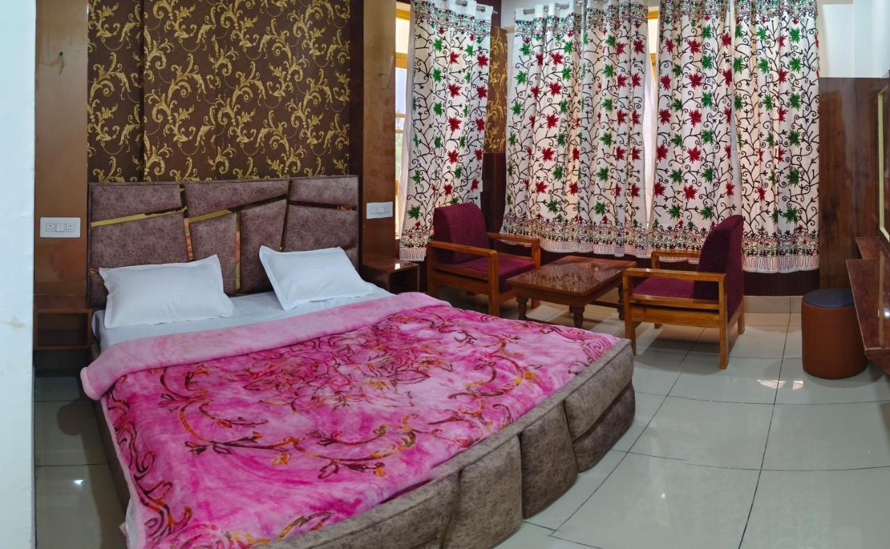 Hotel Gulmarg Residency, Kunzer Гульмарг Экстерьер фото